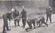 POMPIERS  -  ENROULEMENT  DES  TUYAUX  -  CPA  ANIMEE  DE  1913. - Pompieri