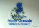Magnifique Vase En Porcelaine Bleu Et Or Estampillé Annie Grenade - Limoges France Porcelaine - Vazen