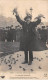 75 - N°77467 - PARIS - Le Charmeur D'Oiseaux Aux Tuileries - Le Banquet D'Amitié - Petits Métiers à Paris