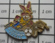 616A Pin's Pins / Beau Et Rare / SPORTS / FOOTBALL EURO SUEDE 192 LAPIN LIEVRE FFF FEDERATION FRANCAISE DE FOOTBALL - Fussball