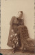 Ansichtskarte  Portrait - Frau Mit Blumenstrauß 1920 - Non Classés