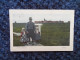 KB10/1037-Marken 1921 Op De Wandeling Homme En Sabots Et Deux Fillettes En Costumes Traditionnels - Marken