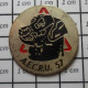 221 Pin's Pins / Beau Et Rare : ANIMAUX / CHIEN NOIR AECRU 57 - Animals