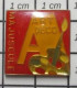 615B Pin's Pins / Beau Et Rare / ANIMAUX / LETTRE A MAJUSCULE LIBRAIRIE PAPETERIE  ART DECO PINCEAU PALETTE - Schiffahrt