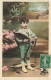 FETES - VOEUX - 1er Avril - Poisson D'Avril - Enfants Tenant Un Poisson Dans Ses Bras- Colorisé - Carte Postale Ancienne - 1er Avril - Poisson D'avril