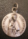 Rare Pendentif Médaille Religieuse Argenté Milieu XXe "Saint Israël & Saint Théobald Du Dorat" Religious Medal - Religion & Esotérisme