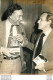 ALEXANDRE ASTRUC RECOIT LE PRIX ROGER NIMIER POUR LE ROMAN CIEL DE CENDRE 05/1976 PHOTO ORIGINALE 18X13CM - Célébrités