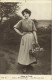 Delcampe - DESTOCKAGE Avant Fermeture  Boutique BON LOT 100 CPA FANTAISIE  JEUNES FEMMES     (toutes Scannées ) - 100 - 499 Postales