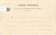 NOUVELLE CALEDONIE - Yandé - Famille Assise Devant Sa Case - Carte Postale Ancienne - Nieuw-Caledonië