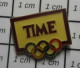 115c Pin's Pins / Beau Et Rare : MEDIAS / REVUE USA TIME JEUX OLYMPIQUES - Olympische Spelen