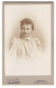 Fotografie L. Kny, Ebersbach I. S., Portrait Junge Schönheit In Gerüschter Bluse Mit Brosche Und Halskette  - Anonymous Persons