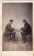 Photo CDV De Deux Homme Jouent Au Carte Dans Un Studio Photo En 1870 - Antiche (ante 1900)