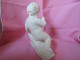 Delcampe - Superbe Statuette D'un Chérubin/enfant Assis - Plaster