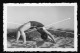 Orig. Foto 30er Jahre Hübsches Mädchen Am Strand, Sweet Young Girl On The Beach Fashion Yoga Sports - Personnes Anonymes