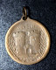 WWI - Beau Pendentif Médaille De Bronze De Poilu - Journée "On Ne Passe Pas / Verdun 21 Février 1916" WWI - 1914-18