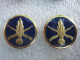 2 INSIGNES DE COL ARMEE FRANCAISE INFANTERIE (fond Bleu Nuit) ETAT EXCELLENT - Landmacht