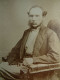 Photo CDV Phillips, Miles à Bristol  Homme Assis  Favoris Fins Et Frisés CA 1870-75 - L430 - Anciennes (Av. 1900)