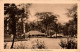 N°425 W -cpa Un Village Indigène - Madagaskar