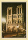 PARIS La Nuit : Notre-Dame Illuminé (voir Scan Recto/verso) - Parigi By Night