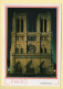 PARIS La Nuit : Façade Illuminée De La Cathédrale Notre-Dame (voir Scan Recto/verso) - Parigi By Night