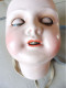 Delcampe - Tête De Poupée Ancienne Bouche Ouverte Et Dents  SFBJ  Taille 11 ( Matériau En Carton Moulé ) - Dolls