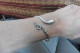 Delcampe - Bracelet Ancien Du 19e Siècle Ouvert En Argent Ciselé Tête Et Queue De Serpent - Bracelets