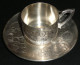 Rare Tasse Et Soucoupe En Métal Argenté Décor Végétal Art Nouveau, Poinçon - Silverware