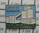 1618A Pin's Pins / Beau Et Rare : VILLES / LA HOUVE LAVOIR DE VERNEJOUL - Cities