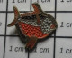 412F Pin's Pins / Beau Et Rare : ANIMAUX / POISSON EXOTIQUE NOIR BLANC ORANGE - Animali