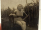 PHOTO SNAPSHOT 1920 Cannes Femme Assise Sur Une Chaise En Short Et Débardeur En Maillot De Bain - Personnes Anonymes