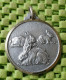 Medaile :  Konijnen - -Rabbit /  Kaninchen / Lapin / Coniglio / Заек /= + 1960 -  Original Foto  !!  Medallion  Dutch - Andere & Zonder Classificatie