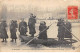 94 - LE PERREUX - SAN56074 - Inondations 1910 - Les Zouaves Donnant La Chasse Aux Pillards - Le Perreux Sur Marne