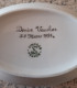 Delcampe - Bonbonnière En Porcelaine De Limoges, Ovale, Peinte à La Main Par Denise VAUCHER En 1997 - Andere & Zonder Classificatie