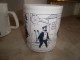 Hergé. Le Capitaine Haddock Crache Sur Un Lama. RARE MUG PUB PLANTA, Le Lombard 1980 - Sonstige & Ohne Zuordnung