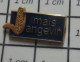 813B Pin's Pins / Beau Et Rare /  ALIMENTATION / MAÏS ANGEVIN - Lebensmittel