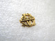 PIN'S     FOOTBALL OLYMPIQUE DE MARSEILLE  DROIT AU BUT  16 Mm - Calcio