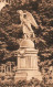 Appeldoorn. Kon. Park, Beeld Van De Faam. Parc Du Palais Royal Avec Un Jardinier Et La Statue De L'ange à La Trompette - Apeldoorn