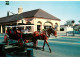 73683262 New_Orleans_Louisiana Cafe Du Monde And Carriage French Market - Andere & Zonder Classificatie