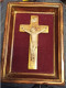 RELIGION CATHOLIQUE JESUS SUR LA CROIX - Objet Vendu Autrefois Par Pieraccini Pelissier 10 Rue Descartes 37000 Tours - Religion &  Esoterik