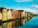 73247753 Trondheim View Of River Nidelven With The Old Warehouses Trondheim - Norvège