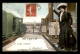 34 - SETE - CETTE - JE VOUS ENVOIE LE BONJOUR - FEMME - TRAIN  -CARTE COLORISEE - AQUA-PHOTO - Sete (Cette)