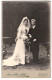 Fotografie Aug. Adler Nachf., Dresden, Victoriastr. 22, Portrait BRaut Und Bräutigam Im Hochzeitskleid Und Anzug  - Anonymous Persons