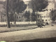 Photo Snapshot 1930 40 ITALIE Italie Rome Itali Marché De Trajan Enfants, Qui Jouent Par Terre Une Femme Assis Sur Des B - Lugares