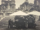 Photo Snapshot 1930 40 ITALIE ROME Place D’Espagne, Personne Sur Des Escaliers Devant Un Commerce De Fleurs Parasol - Lugares