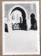 PHOTOGRAPHIE MAROC - FES FEZ - La Médina - TB PLAN  Porte Entrée De La Ville ANIMATION 1957 - Fez (Fès)