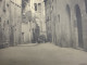 Photo Snapshot 1930 40 ITALIE Arezzo Maison Dans La Ville, Voiture Automobile Garé Au Bout De La Rue Dans Les Ruelles - Lugares