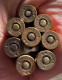 Delcampe - Garand 30.06 Ww2. 39-45. Un Clip De 8 Cartouches 30-06 Pour Garand M1. L C 42. Neutralisé. 100% Ww2. - Sammlerwaffen