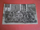 Carte Photo 21 Militaires Du 401° Avec Casque Adrian & Baïonnette à La Ceinture, Peloton A.devant La Cantine - Regiments