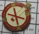 1618c Pin's Pins / Beau Et Rare / AUTRES / CENDRIER  PANNEAU DE SIGNALISATION INTERDICTION DE FUMER - Altri & Non Classificati