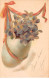 Pâques - N°85305 - Violettes Dans Un Oeuf - Ostern